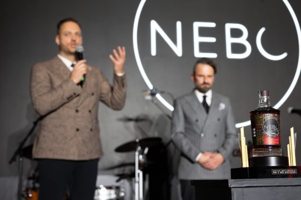 Sinoć je Hotel Esplanade zasjao u znaku Neba