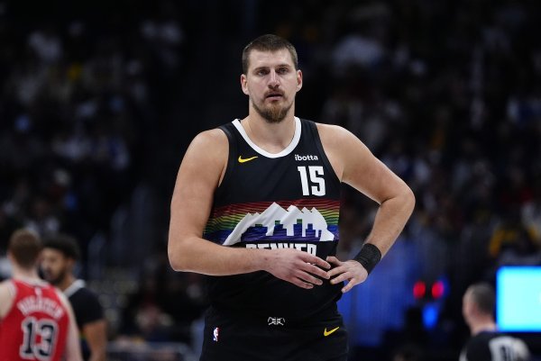 Ovo se ne pamti! Nikola Jokić ispisao povijest, a evo kako mu se naklonila NBA liga