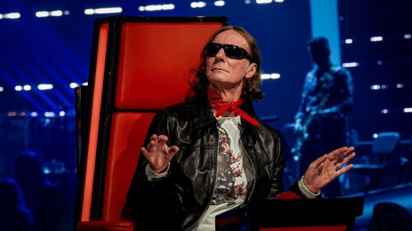 Kao na pozornici, oduševljava i kao mentor u showu 'The Voice Kids'