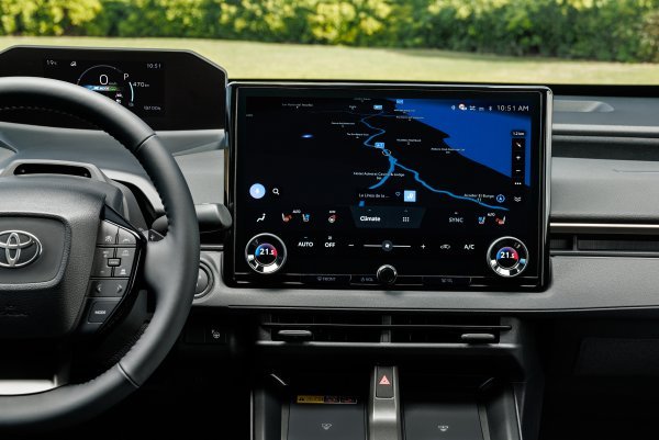 Toyota bZ4X AWD Precious Metal