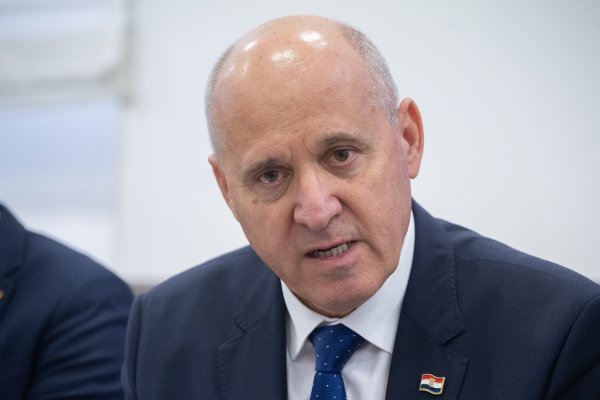 Branko Bačić smatra da su sporni zakoni zapravo korisni