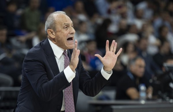 Legendarni trener napustio klupu košarkaškog diva iz Milana: Postao sam izvor podjela