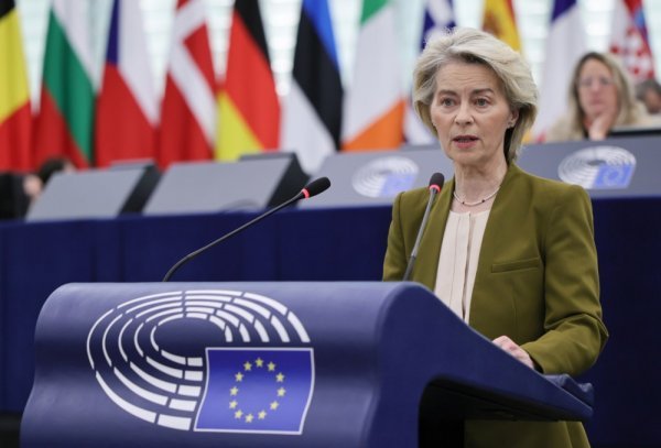 Von der Leyen o 'povijesnom dogovoru': Cilj je svesti ruske prihode od nafte i plina na nulu
