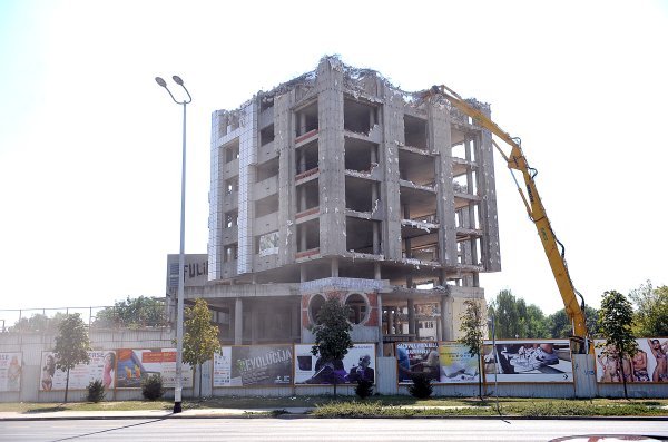 U Hrvatskoj postoje tvrtke specijalizirane za rušenje zgrada