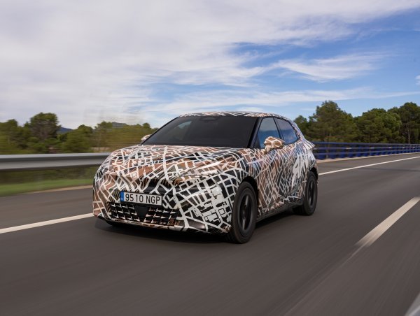 Cupra otkrila detalje dolazećeg Ravala: Električni kompaktni gradski automobil kreće od 26.000 eura