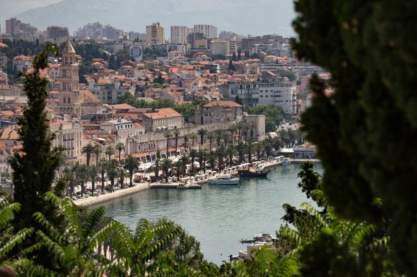 Traje medeni mjesec Splita i centralne vlasti 