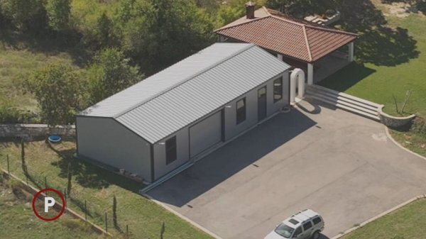 Sporne Thompsonove nekretnine u Čavoglavama