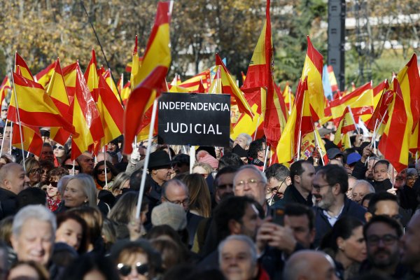 Prosvjed protiv Pedra Sancheza