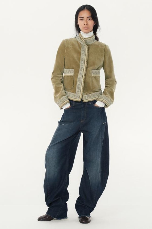 Zara: baršunasta jakna