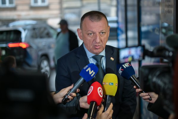 Zagrebački HDZ: Mit o poštenju možemovaca raspuknuo se kao balon od sapunice