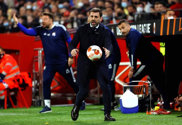 Kontroverzni Rumunj poludio kad je čuo da bi Hrvat mogao biti izbornik. Ili ga je strah subote?