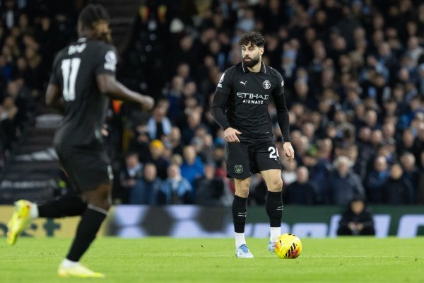 Neki navijači napadaju Gvardiola, većina mu se klanja; pogledajte što mu sve pišu