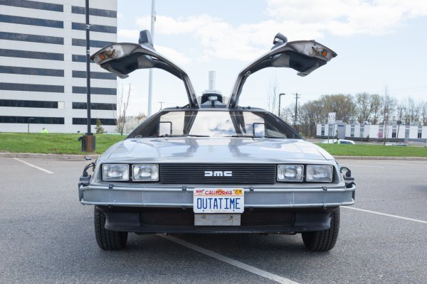 Alixovi ljudi spašavali su i legendarni DeLorean