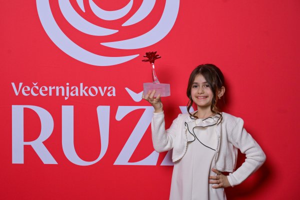 Mara Brkić na dodjeli Večernjakove ruže