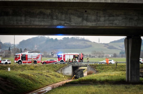 Prometna nesreća slovenskih vojnika