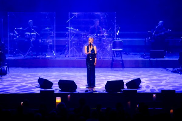 Danijela Martinović božićni koncert
