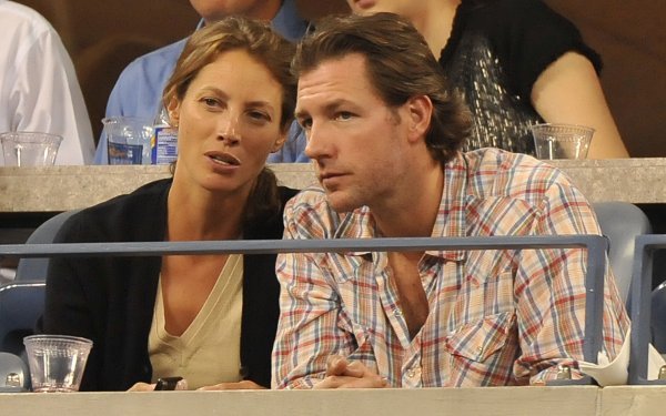 Christy Turlington i Edward Burns