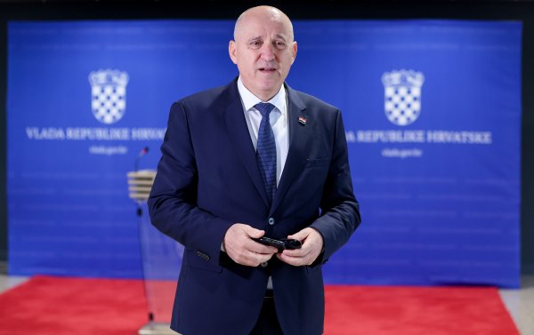 Novi zakoni o gradnji i prostornom uređenju izazivaju žestoke kritike, evo što kaže Bačić