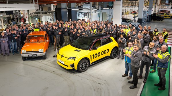 U proizvodnom pogonu u Douaiju proizveden 100.000-ti Renault 5 E-Tech