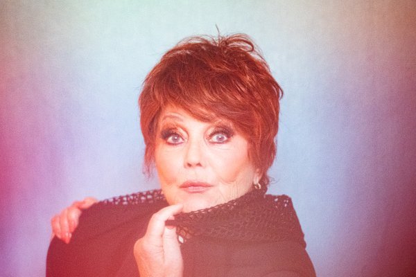 Ženi bez podrške partnera je najteže, ističe legendarna pjevačica