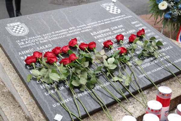 Odana počast poginulim braniteljima i civilima