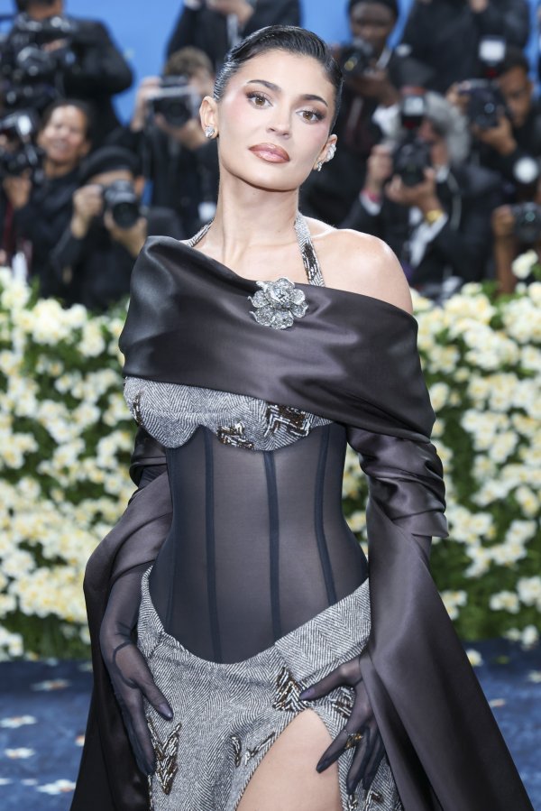 Ovaj trend u šminkanju sve je osvojio: Evo kako napraviti 'blur' efekt