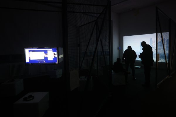 Izložba Mentally, I am here