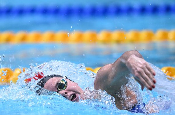 Jana Pavalić, Jere Hribar i Luka Cvetko u polufinalu na 50 m slobodno