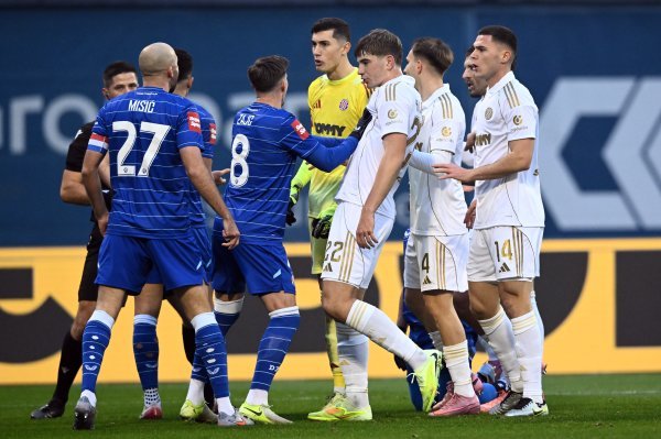 Kaos u derbiju! Hoxha u 102. minuti spasio Dinamo poraza, VAR mu poništio gol i penale. Pogledajte golove