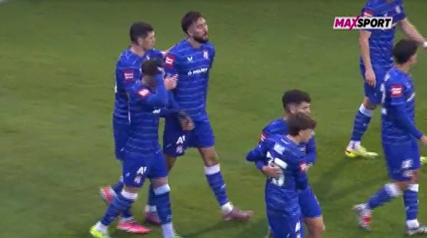 Dinamo je zabio gol, ali reagirao je VAR. Pogledajte zašto je poništen Beljin pogodak