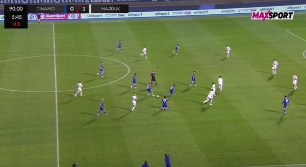 Pogledajte trenutak kad su bijesni dinamovci tražili crveni karton za Hajduk