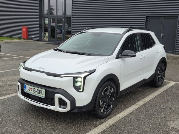 Isprobali smo novi Stonic: Preoblikovan Kijin crossover iznutra i izvana, a MHEV pogon je veliki plus