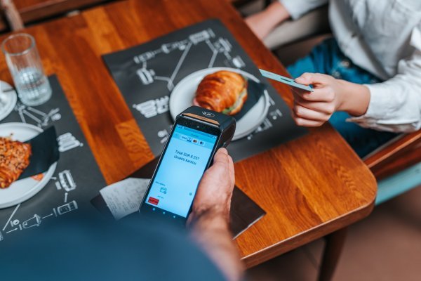 Plaćanje karticama nudi tek trećina malih i srednjih poduzetnika