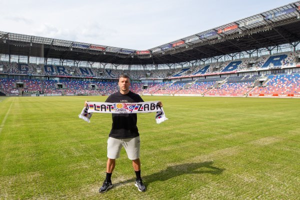 Bio je njemački reprezentativac, a sada ulaže u poljski klub za kojeg još igra