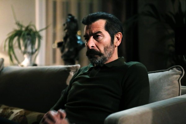 Ugur Polat u seriji 'Kraljica noći' koju su moglu pratiti i domaći gledatelji
