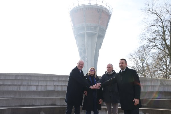 Četiri stranke potpisale memorandum: 'Stvorit ćemo jedinstveni blok za buduću vladu'