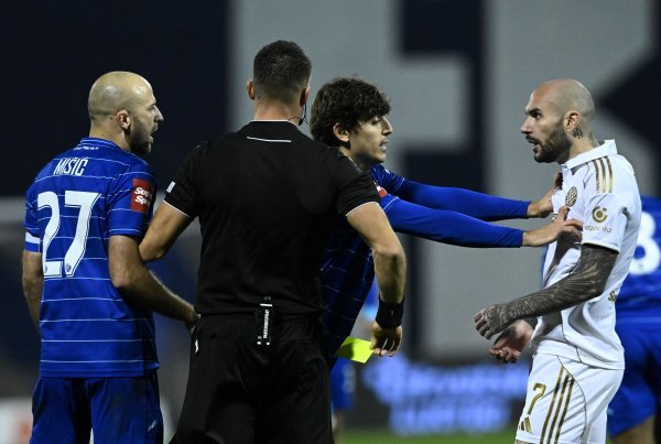 'Ma, joj, ne... Meni je ovo preslabo'. Poslušajte komunikaciju između Bebeka i Kolarića kod penala za Dinamo