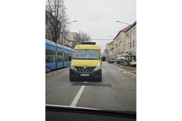 Policijski nadzor nad dostavljačima