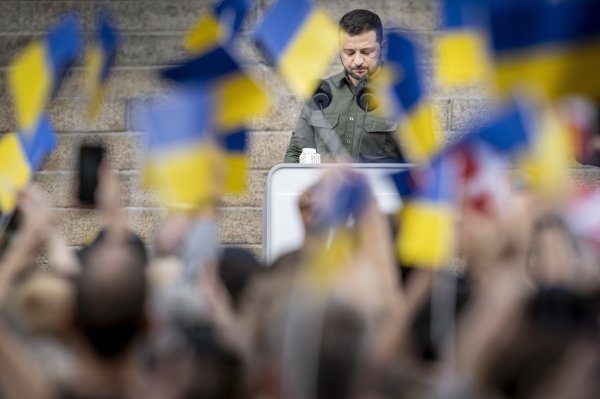 Zelenski u parlamentu na stol stavio pitanje izbora: Ne treba nam pritisak SAD-a