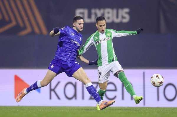 Samo je jedan igrač Dinama nakon teškog poraza imao hrabrosti izaći pred novinare