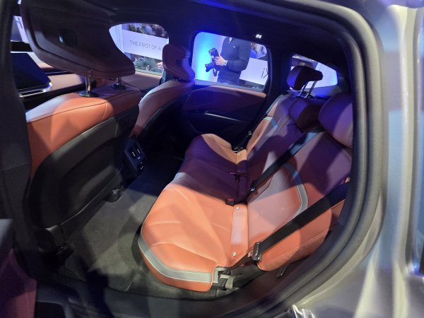 BMW iX3 50 xDrive, prvi serijski proizvedeni model Neue Klasse – hrvatska premijera