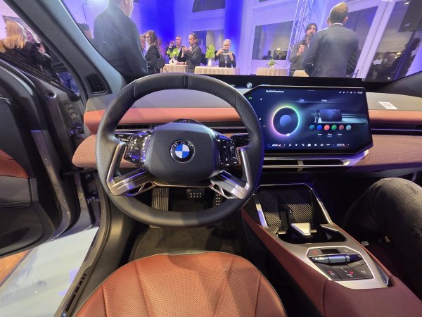 BMW iX3 50 xDrive, prvi serijski proizvedeni model Neue Klasse – hrvatska premijera