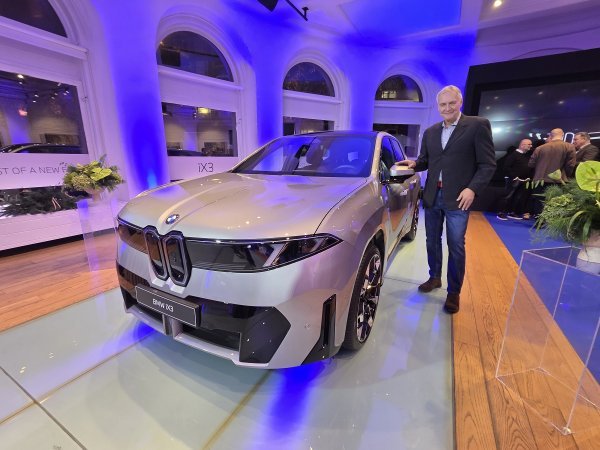 BMW iX3 50 xDrive, prvi serijski proizvedeni model Neue Klasse – hrvatska premijera (Zvonimir Martinčević, novinar Autozone)