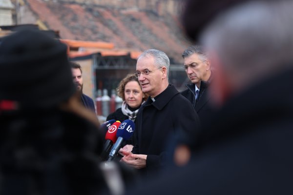 Zagrebački nadbiskup: Obitelji su sve više dezorijentirane