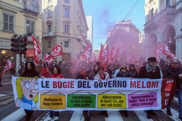 Stotine tisuća Talijana izašlo na ulice zbog proračuna Giorgije Meloni: Trebamo promjenu