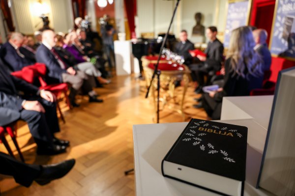 Predstavljen novi hrvatski katolički prijevod Biblije