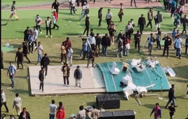 Lionel Messi izazvao kaos u Indiji: Pogledajte kako su bijesni navijači demolirali stadion