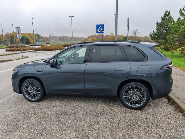 Leapmotor C10 REEV 215 KS Design