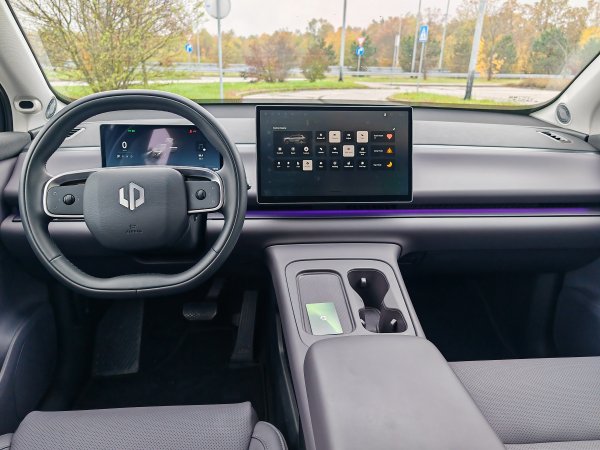 Leapmotor C10 REEV 215 KS Design