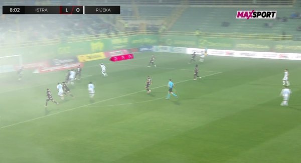 Dva gola u prvih osam minuta; pogledajte ludnicu na derbiju Istre i Rijeke